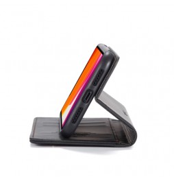 Magnetische leren hoesje met kaartsleuven voor iPhone 11 CaseMe (Zwart) voor €15.95
